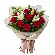 Букет цветов из:  Лилии и Розы в Иславское