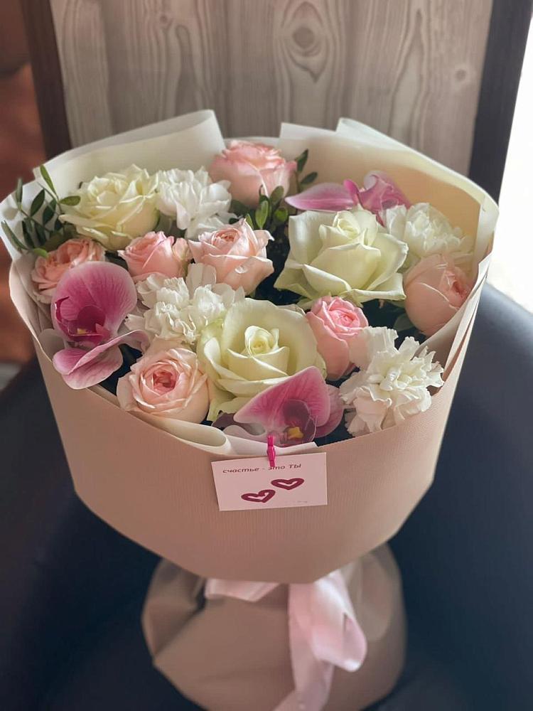 Букет цветов из: Орхидеи, Розы и Гвоздики в Иславское