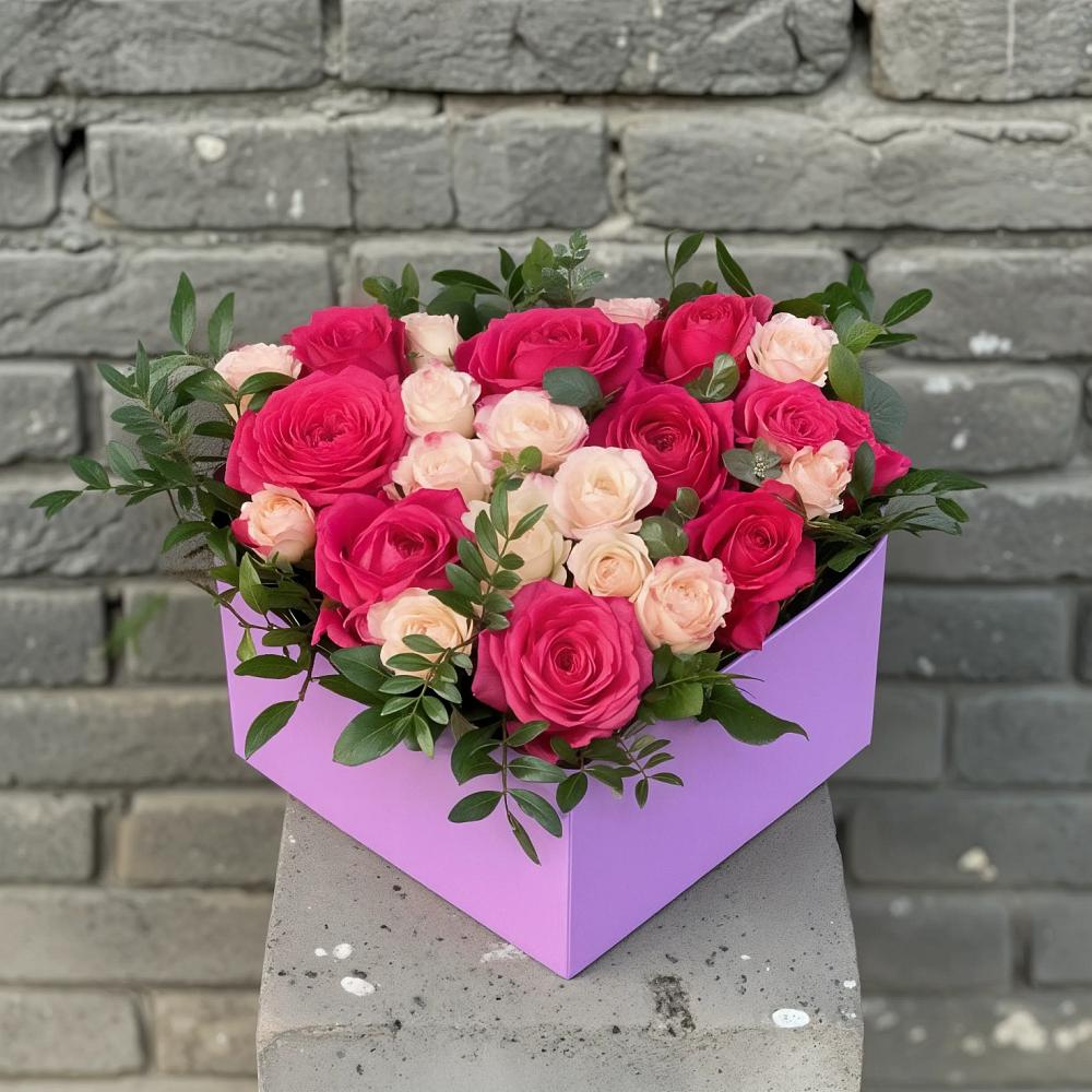 Цветочная композиция из Розы в коробке в Иславское