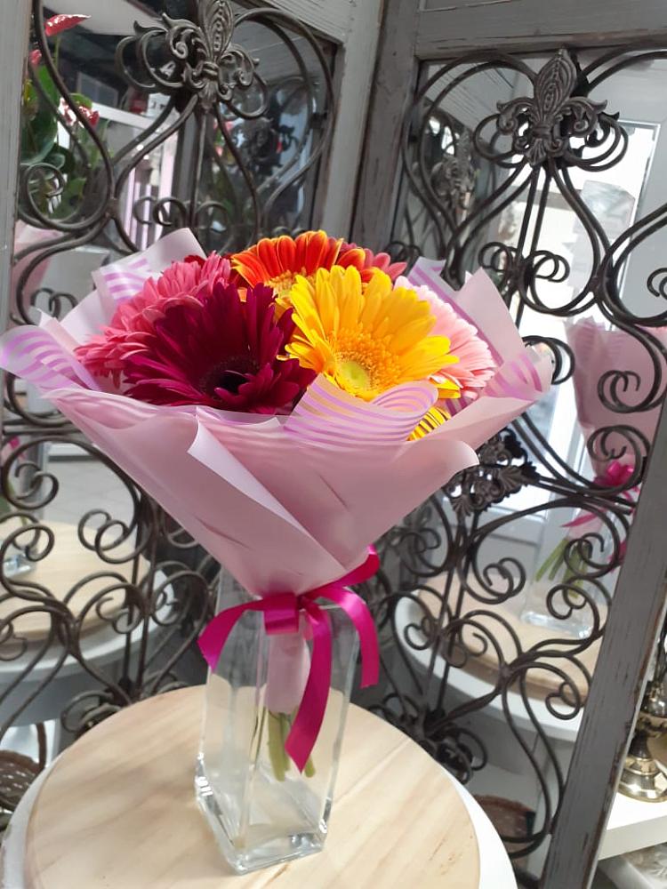 Букет цветов из: Герберы в Иславское