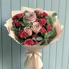 Букет цветов из:  Гвоздики и Розы в Иславское