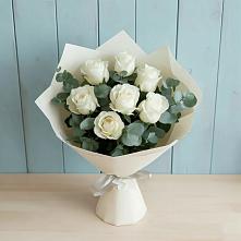 Букет Белые розы в Эвкалипте в Иславское