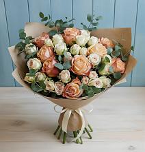 Букет цветов из:  Альстромерии и Розы в Иславское