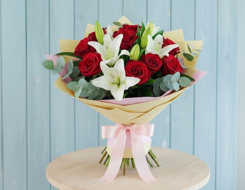 Букет цветов из: Лилии и Розы в Иславское